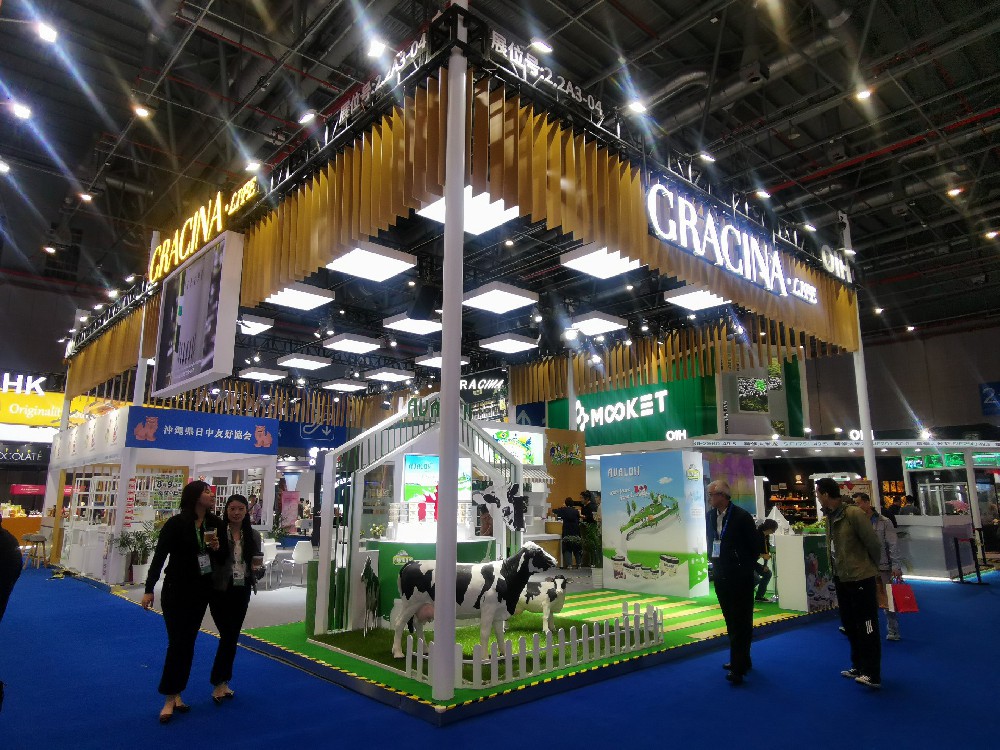 新聯(lián)紡-進(jìn)博會(huì)展臺設(shè)計(jì)搭建 新聯(lián)紡-進(jìn)博會(huì)展臺設(shè)計(jì)搭建